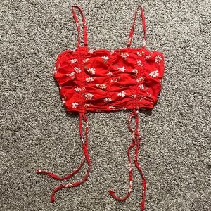 red floral ultra adjustable hollister tank, brand new, size xs